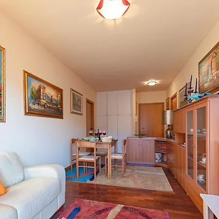 Kristall Lago Apartment Desenzano del Garda
